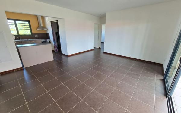 Appartement à vendre    3 pièces •  Cayenne