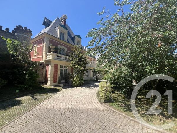Appartement F6 à vendre  6 pièces - 170,99 m 2   TROUVILLE SUR MER  - 14