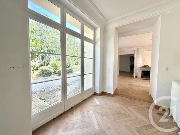 Appartement F6 à vendre  6 pièces - 170,99 m 2   TROUVILLE SUR MER  - 14