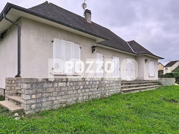 Maison à vendre à Valognes (50700) À rénover entièrement, beaux volumes, combles aménageables et grand sous-sol avec garage VALOGNES