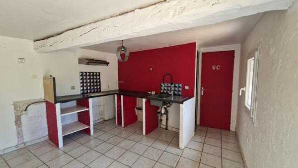 Lorgues (83510) Bastide 3 pièces 2 chambres avec jardin, à deux pas du centre de Lorgues...