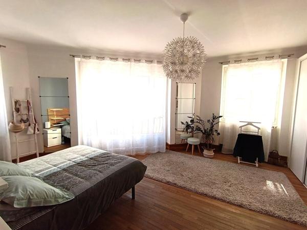 87000 LIMOGES - Maison de 189 m², à vendre 289 000 €