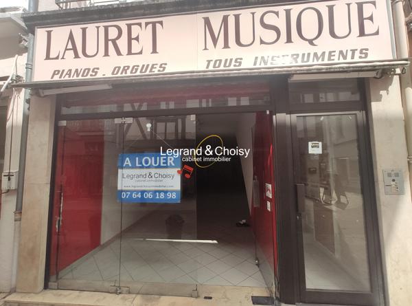 Local commercial avec remise
