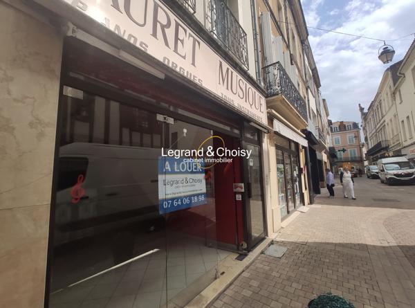 Local commercial avec remise