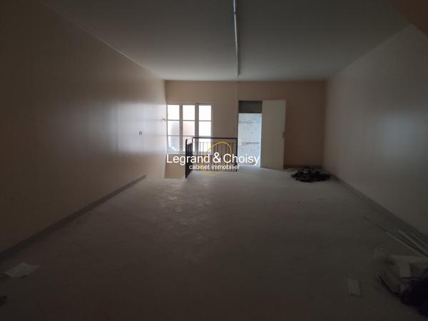 Local commercial avec remise