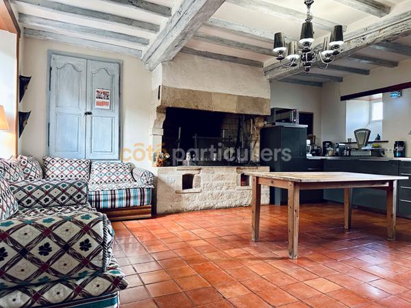 Vente Maison130 m² - 6 Pièces - BRICQUEBEC EN COTENTIN (50260)