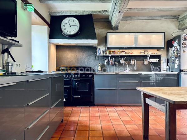 Vente Maison130 m² - 6 Pièces - BRICQUEBEC EN COTENTIN (50260)