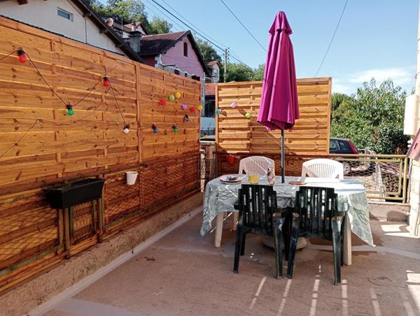 Maison familiale T4 de 115m² et T2 de 50m² env.  sur terrain de 812m²