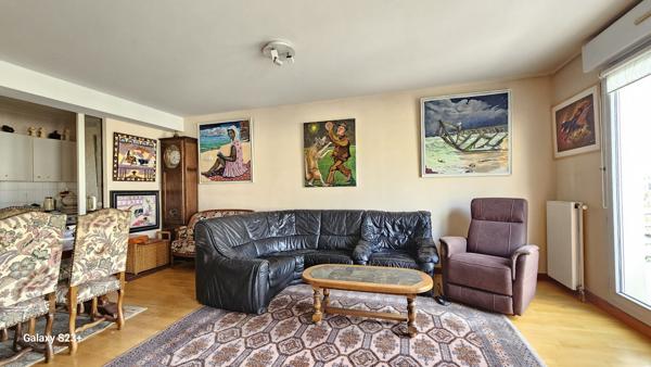 BEL APPARTEMENT DE 84 M² SITUE A DEUX PAS DE LA BRECHE
