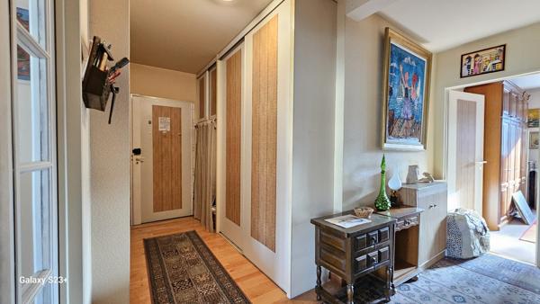 BEL APPARTEMENT DE 84 M² SITUE A DEUX PAS DE LA BRECHE