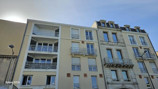 BEL APPARTEMENT DE 84 M² SITUE A DEUX PAS DE LA BRECHE