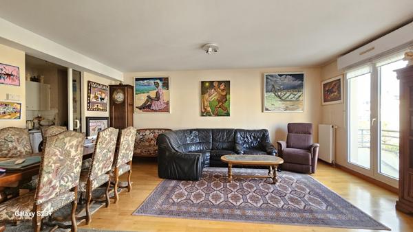 BEL APPARTEMENT DE 84 M² SITUE A DEUX PAS DE LA BRECHE