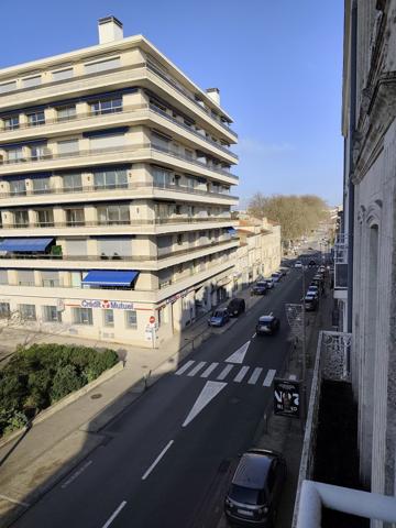 BEL APPARTEMENT DE 84 M² SITUE A DEUX PAS DE LA BRECHE