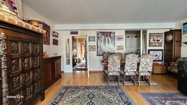 BEL APPARTEMENT DE 84 M² SITUE A DEUX PAS DE LA BRECHE