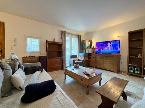 À VENDRE EN EXCLUSIVITE 13610 LE PUY-SAINTE-RÉPARADE MAISON TYPE 4 PIECES D'ENVIRON 86M² AVEC EXTERIEUR