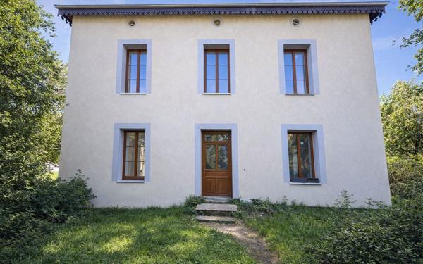 Maison à vendre    5 pièces •  Rive-de-Gier