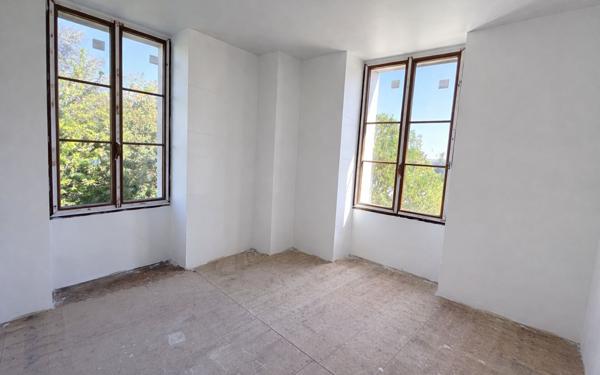 Maison à vendre    5 pièces •  Rive-de-Gier