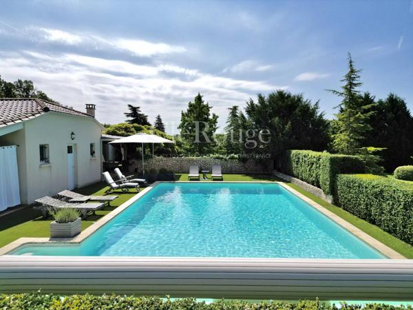 Proche du Golf des Vigiers - Magnifique propriété avec une piscine et de magnifiques vues