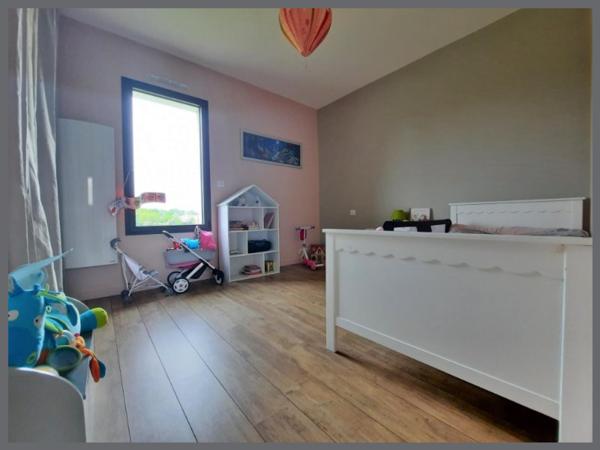 Maison à Cerizay, 79140 - 5 pièces 111m²