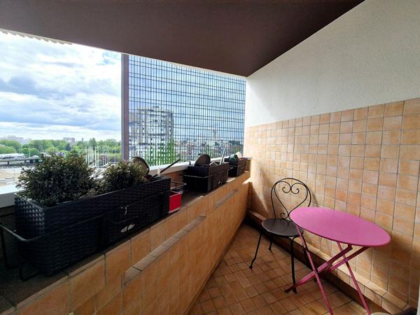 Appartement F3 lumineux avec LOGGIA