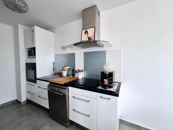 Appartement F3 lumineux avec LOGGIA