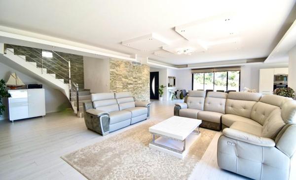 Superbe maison contemporaine