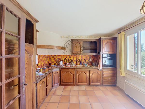 Maison Manosque 5 pièce(s) 130.78 m2