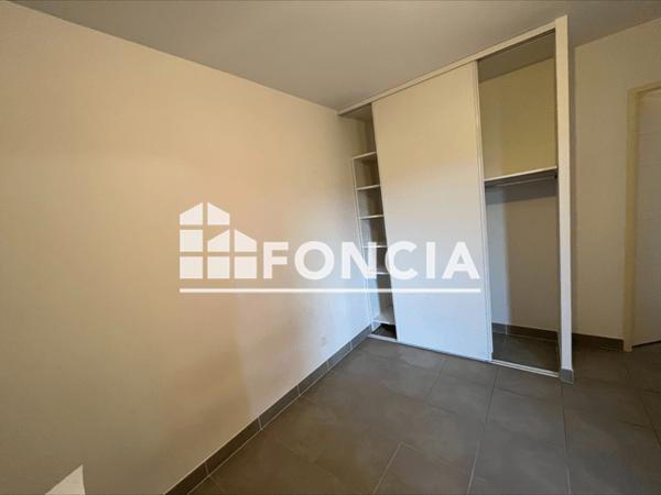 Location Appartement 2 pièces 38.37 m² - 265 CHEMIN DU PERE ETERNEL Hyeres 83400