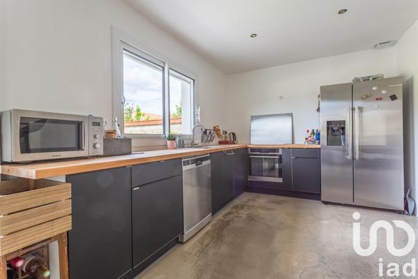 Maison traditionnelle 5 pièces de 115 m² à Viry-Châtillon (91170)