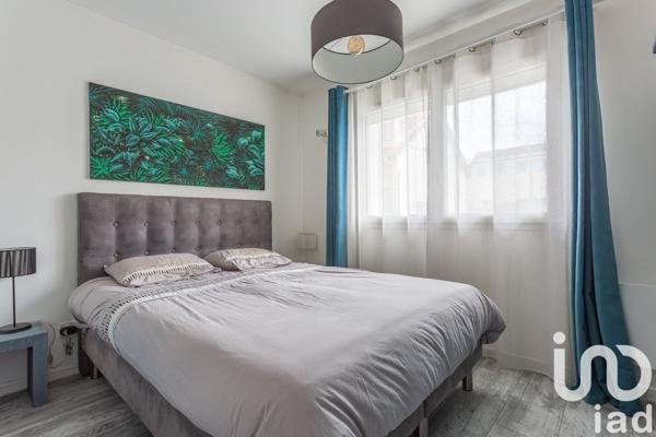 Maison traditionnelle 5 pièces de 115 m² à Viry-Châtillon (91170)