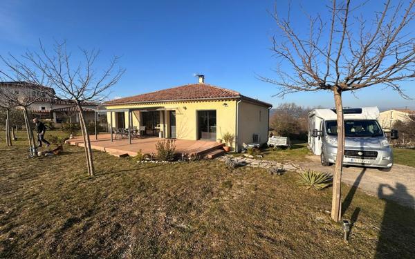 Maison à vendre    5 pièces •  Lablachère