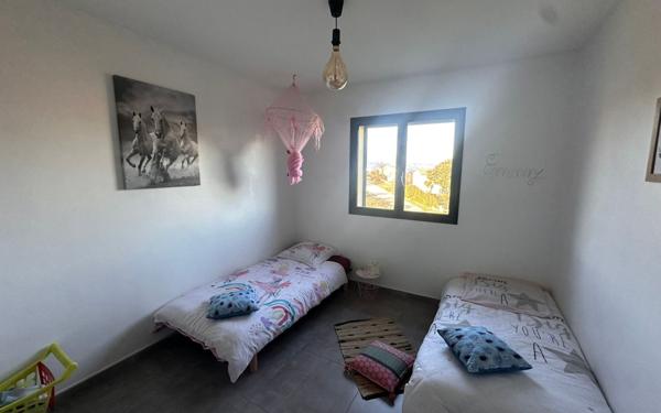 Maison à vendre    5 pièces •  Lablachère