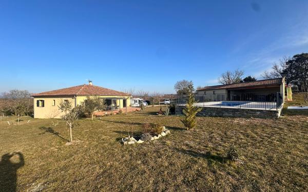 Maison à vendre    5 pièces •  Lablachère