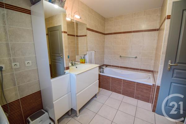 Maison à vendre  5 pièces - 104,77 m2 ST JEAN D ARDIERES - 69