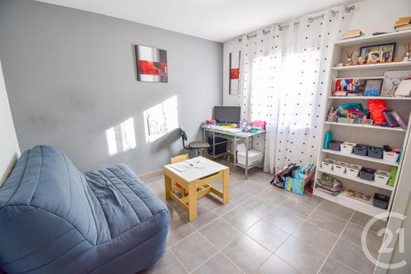 Maison à vendre  5 pièces - 104,77 m2 ST JEAN D ARDIERES - 69