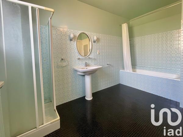 Maison à vendre 7 pièces 162 m² Le Palais-sur-Vienne