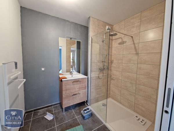 Appartement à louer 2 pièces 61.07m² Monistrol-sur-Loire (43120)