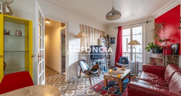 À vendre Studio 55.59 m² - Paris 75018