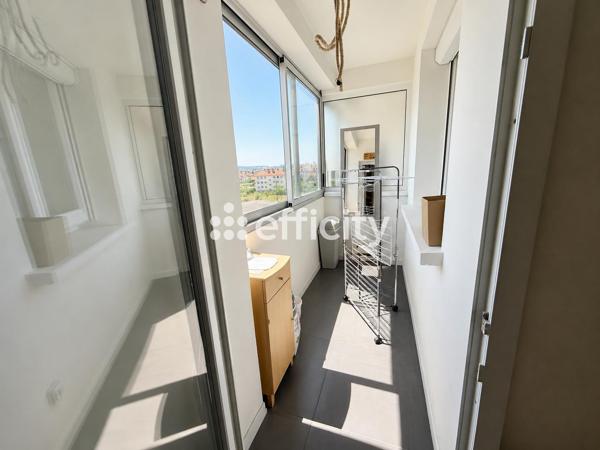 Appartement
         3 pièces
        - 67 m² Exclusivité 130 000 € *