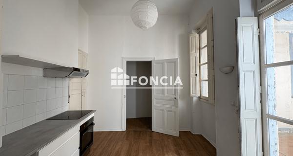 À vendre Appartement 4 pièces 137 m² - Nîmes 30000