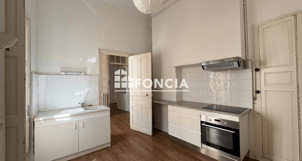 À vendre Appartement 4 pièces 137 m² - Nîmes 30000
