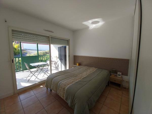 Hendaye Les Hauteurs Bel appartement T2 avec parking et cave