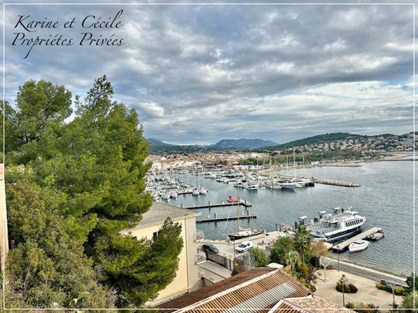 Maison Sanary Sur Mer 5 pièce(s) 150 m2 - garage