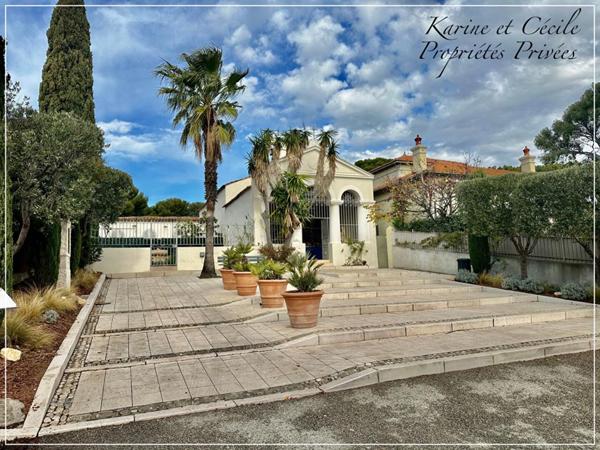 Maison Sanary Sur Mer 5 pièce(s) 150 m2 - garage