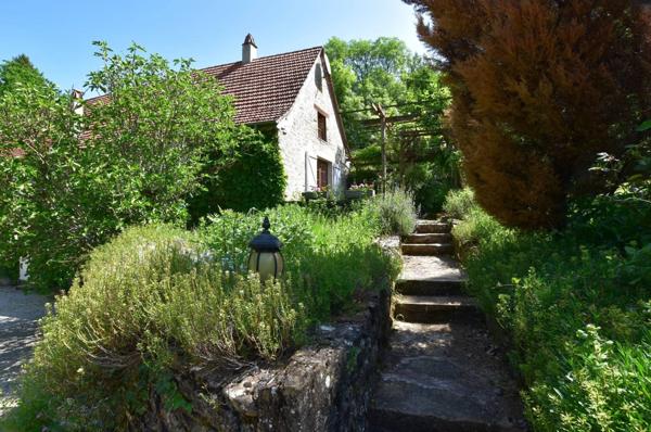 Propriété 10 pièces, 5 chambres, piscine, 1.9 hectare