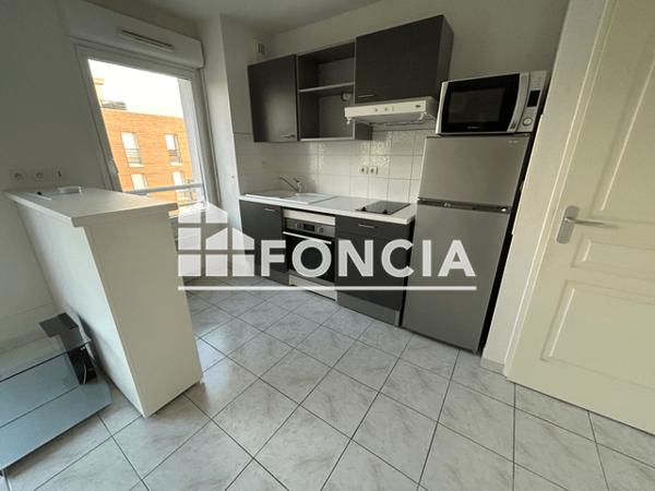 Location Studio meublé 27.21 m² - 5 RUE THEOPHILE LEAUD Niort 79000