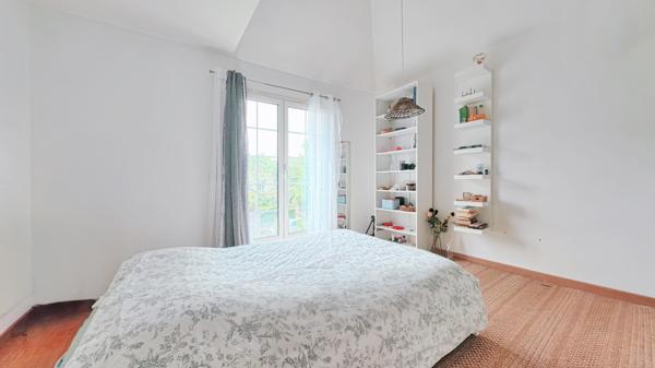 Maison
         8 pièces
        - 189 m² Bien prestige
