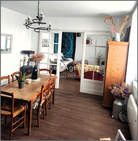 Maison à BUZANCAIS, 36500 - 5 pièces 125m²