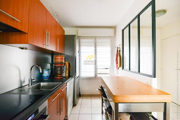 Maison 5 chambres €449 000 ** - Référence 1949