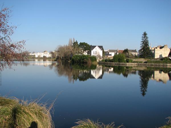 Vannes Centre , Appartement 2 pièces avec ascenseur et balcon Sud-Ouest , Vannes